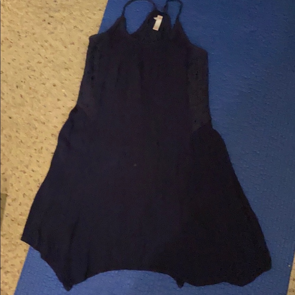 Flowy detailed dress